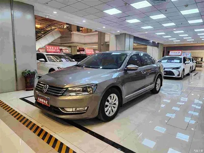 2013 Volkswagen Passat 1.8TSI DSG Zunrong, фото 1, лот 10443121