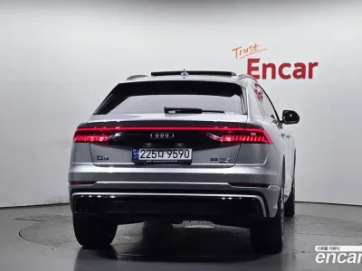2021 Audi Q8 55 TFSI Quattro Premium, фото 3, лот 10092065