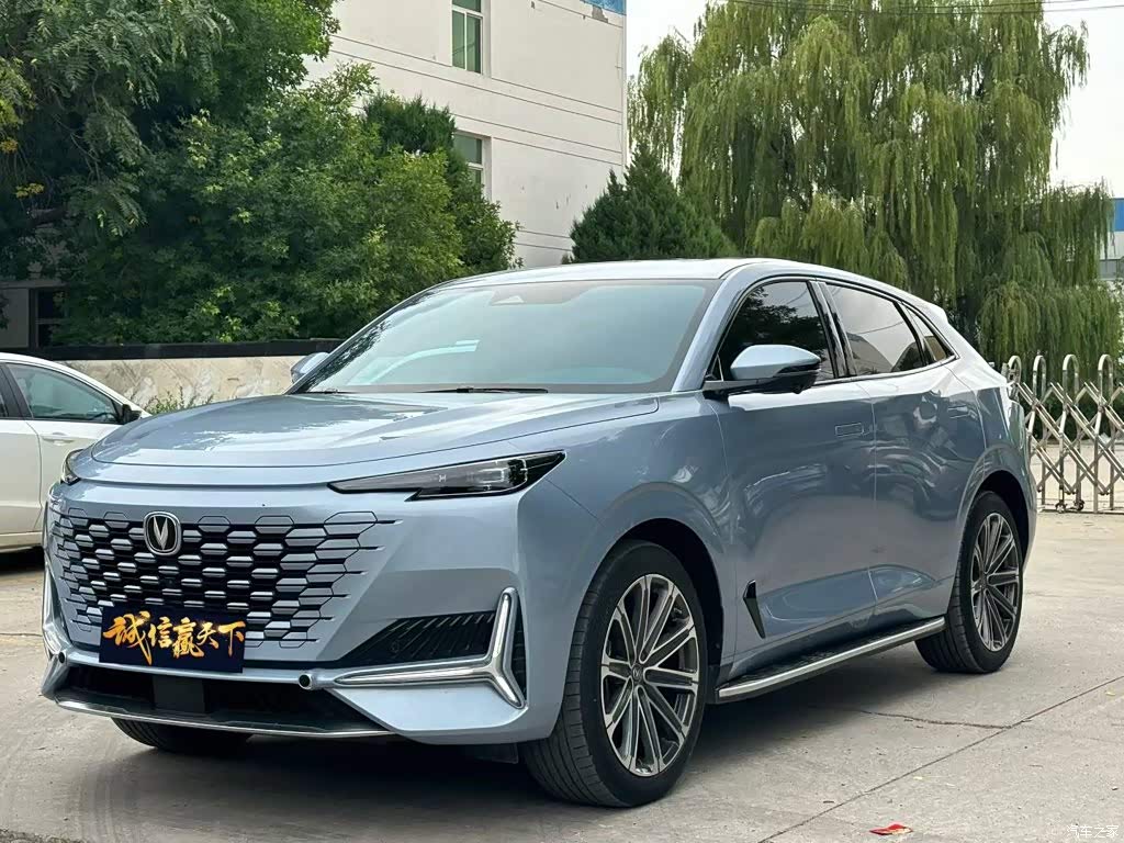 2021 Changan UNI-K 2.0T AWD Premium, фото 1, лот 10632415