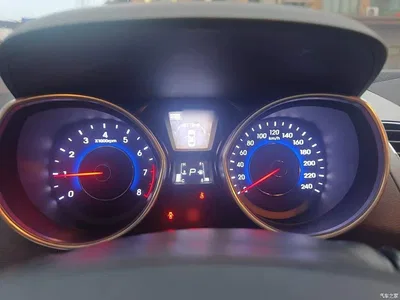 2013 Hyundai Langdong 1.6L Automatic Leading, фото 4, лот 10831488