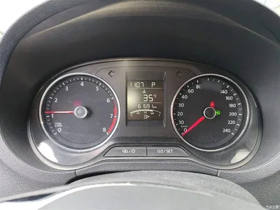 2016 Volkswagen Polo 1.6L Automatic Luxury, фото 4, лот 10466139