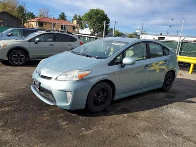 2013 TOYOTA PRIUS TWO, фото 1, лот 10518654