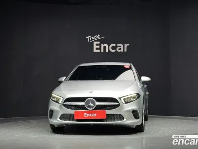 2019 Mercedes-Benz A-Class A220 Hatchback, фото 2, лот 10040707