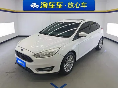 2015 Ford Focus Hatchback EcoBoost 125 Manual Premium Trend, фото 1, лот 10895014