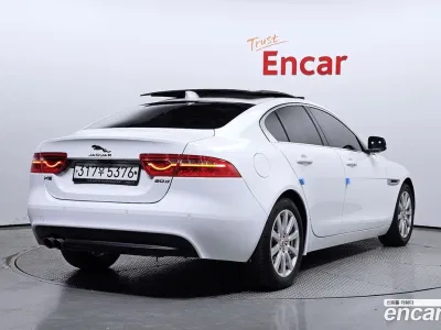 2019 Jaguar XE 20d Prestige, фото 2, лот 10116936
