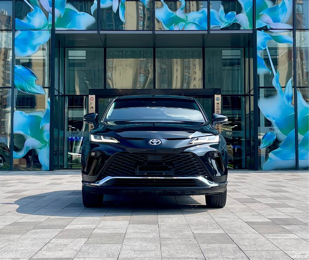 2022 Toyota Venza 2.0L CVT 2WD Premium, фото 2, лот 11133846