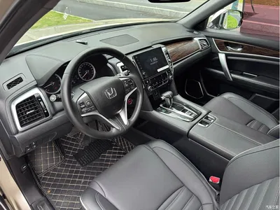 2017 Honda UR-V 240TURBO 2WD Luxury Edition China V, фото 3, лот 11189538