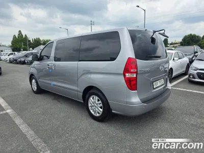 2017 Hyundai Starex 5-Seater VAN, фото 2, лот 10192285