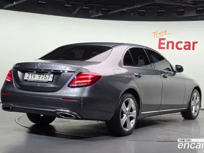2018 Mercedes-Benz E-Class E220d 4MATIC Avantgarde, фото 2, лот 10168060