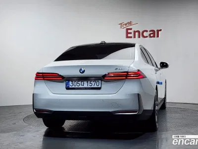 2024 BMW 5-Series 520i, фото 3, лот 10062560