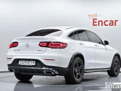 2020 Mercedes-Benz GLC-Class GCL300 4MATIC Coupe, фото 1, лот 10226139