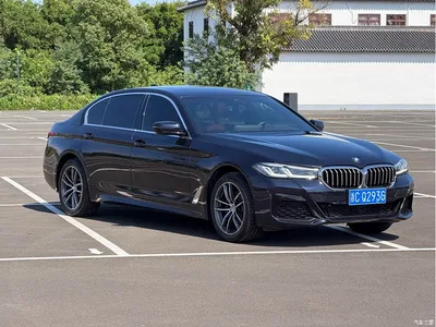 2022 BMW 5 Series 525Li M Sport Package, фото 3, лот 10479426
