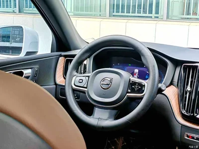 2024 Volvo XC60 Plug-in Hybrid T8 PHEV Long Range AWD Smart Elite Luxury Edition, фото 4, лот 10365420