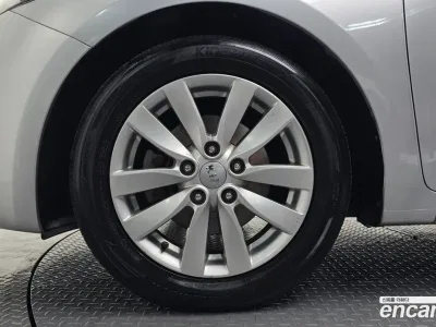 2013 Kia K3 Trendy, фото 3, лот 10040652