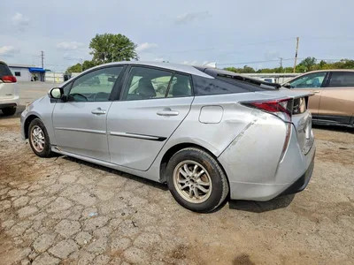 2016 TOYOTA PRIUS TWO, фото 2, лот 11561069