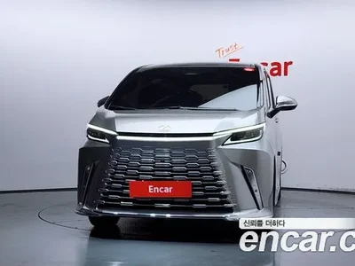 2025 Lexus LM 500h Executive, фото 3, лот 10033477