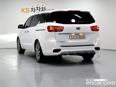 2019 Kia Canival 9-Seater Noblesse Special, фото 4, лот 10766615