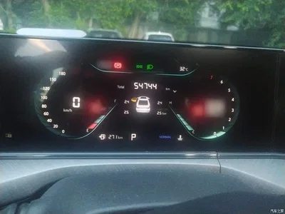 2022 Changan Eado PLUS Blue Whale NE 1.4T GDI DCT Premium Edition, фото 4, лот 10255550