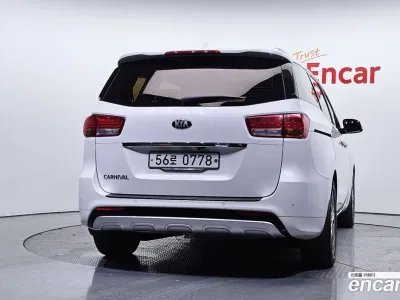 2018 Kia Canival 9-seater Prestige, фото 4, лот 10386730