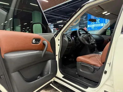 2018 Nissan Patrol 4.0L Leadership, фото 4, лот 10339817