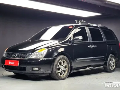 2013 Kia Canival Grand Carnival GLX, фото 1, лот 10393546