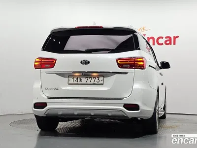 2019 Kia Canival 9-Seater Prstige, фото 4, лот 10392517