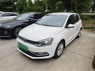 2014 Volkswagen Polo 1.4L Manual Comfort Edition, фото 2, лот 10464882