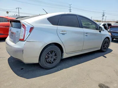 2012 TOYOTA PRIUS TWO, фото 3, лот 10551593