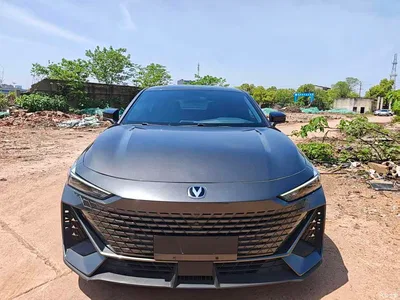 2023 Changan UNI-V 1.5T Premium Edition, фото 2, лот 10250509