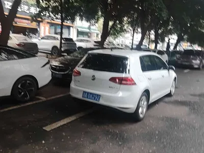2014 Volkswagen Golf 1.4TSI Automatic Luxury, фото 4, лот 10899778