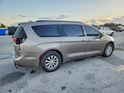 2017 CHRYSLER PACIFICA TOURING L, фото 3, лот 10867990