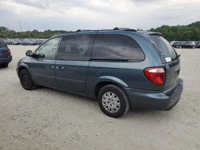 2005 CHRYSLER TOWN & COUNTRY LX, фото 2, лот 10970662