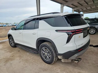 2025 CHEVROLET TRAVERSE LT, фото 2, лот 10720635