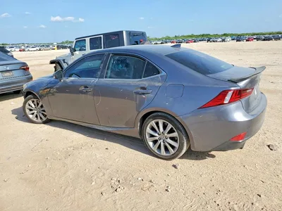 2016 LEXUS IS 200T, фото 2, лот 10844262
