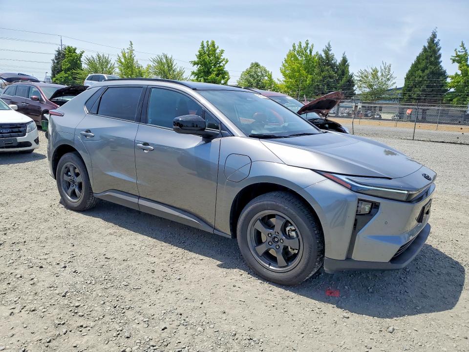 2026 TOYOTA BZ XLE PLUS, фото 4, лот 10585784