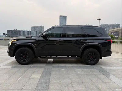 2023 Toyota Sequoia TRD Pro, фото 2, лот 10800779