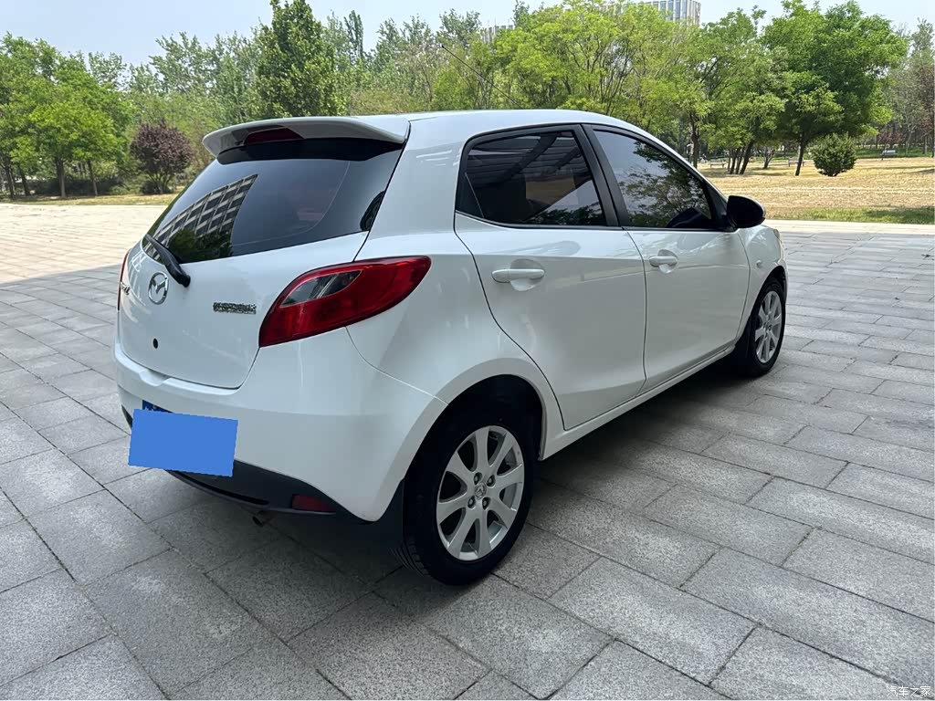 2011 Mazda 2 Xuan Dong 1.5L Auto Premium Edition, фото 3, лот 10326786