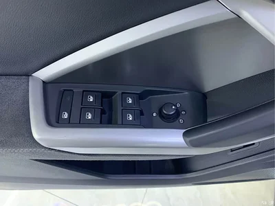 2023 Audi Q3 35 TFSI Progressive Dynamic (1.4T), фото 4, лот 11521916