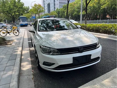 2015 Volkswagen Lamando 280TSI DSG Comfort, фото 3, лот 10807950