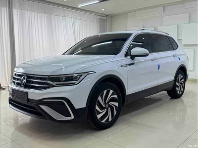 2023 Volkswagen Tiguan L 280TSI 2WD Trend Limited Edition, фото 1, лот 10461612