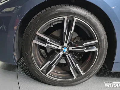 2022 BMW 4-Series 420i M Sport Convertible, фото 4, лот 10043095