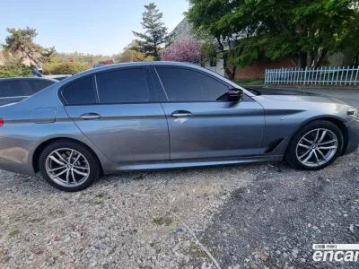 2017 BMW 5-Series 520d M Sport Package Plus, фото 4, лот 10218712