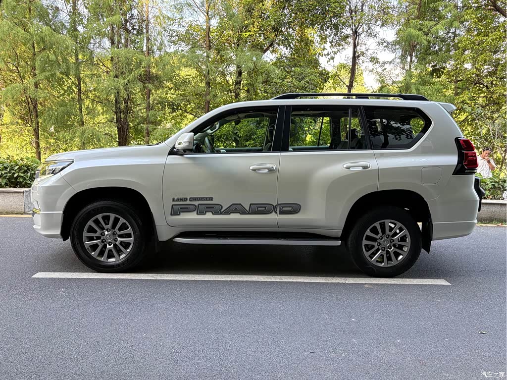 2019 Toyota Prado 3.5L Automatic TX-L Zunxiang Edition with Rear-mounted Spare Tire, фото 3, лот 11202531