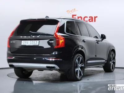 2017 Volvo XC90 T8 Inscription Hybird, фото 2, лот 10121054