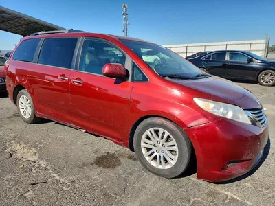 2015 TOYOTA SIENNA XLE 8-PASSENGER, фото 4, лот 10553537