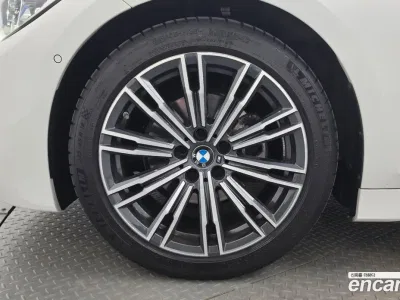 2020 BMW 3-Series 320i M Sport, фото 4, лот 10216375