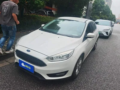 2015 Ford Focus Hatchback 1.6L Automatic Comfort, фото 1, лот 11255669