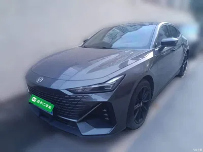 2022 Changan UNI-V 1.5T Premium Model, фото 2, лот 10255544