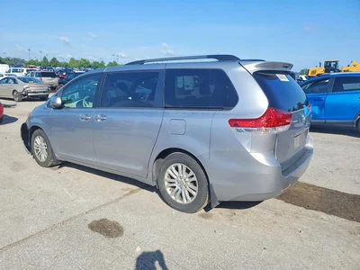 2012 TOYOTA SIENNA XLE 8-PASSENGER, фото 2, лот 10537162