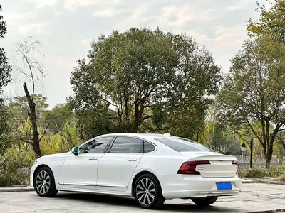 2021 Volvo S90 Model B5 Momentum Luxury Edition, фото 4, лот 10363276